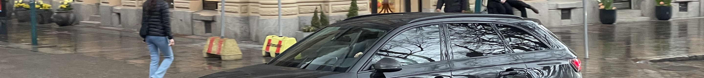 Audi RS4 Avant B9
