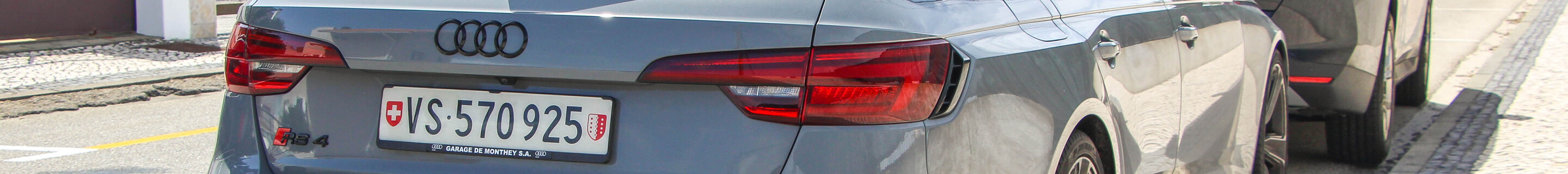 Audi RS4 Avant B9