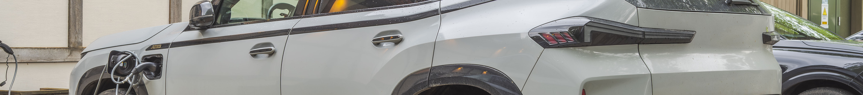 BMW XM G09