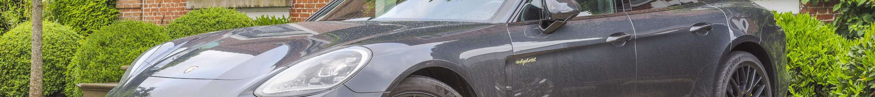 Porsche 971 Panamera Turbo S E-Hybrid Sport Turismo MkI