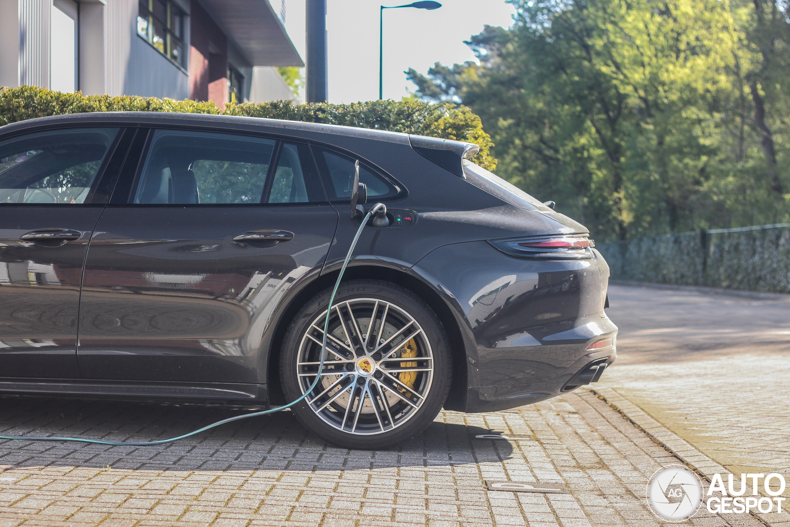 Porsche 971 Panamera Turbo S E-Hybrid Sport Turismo
