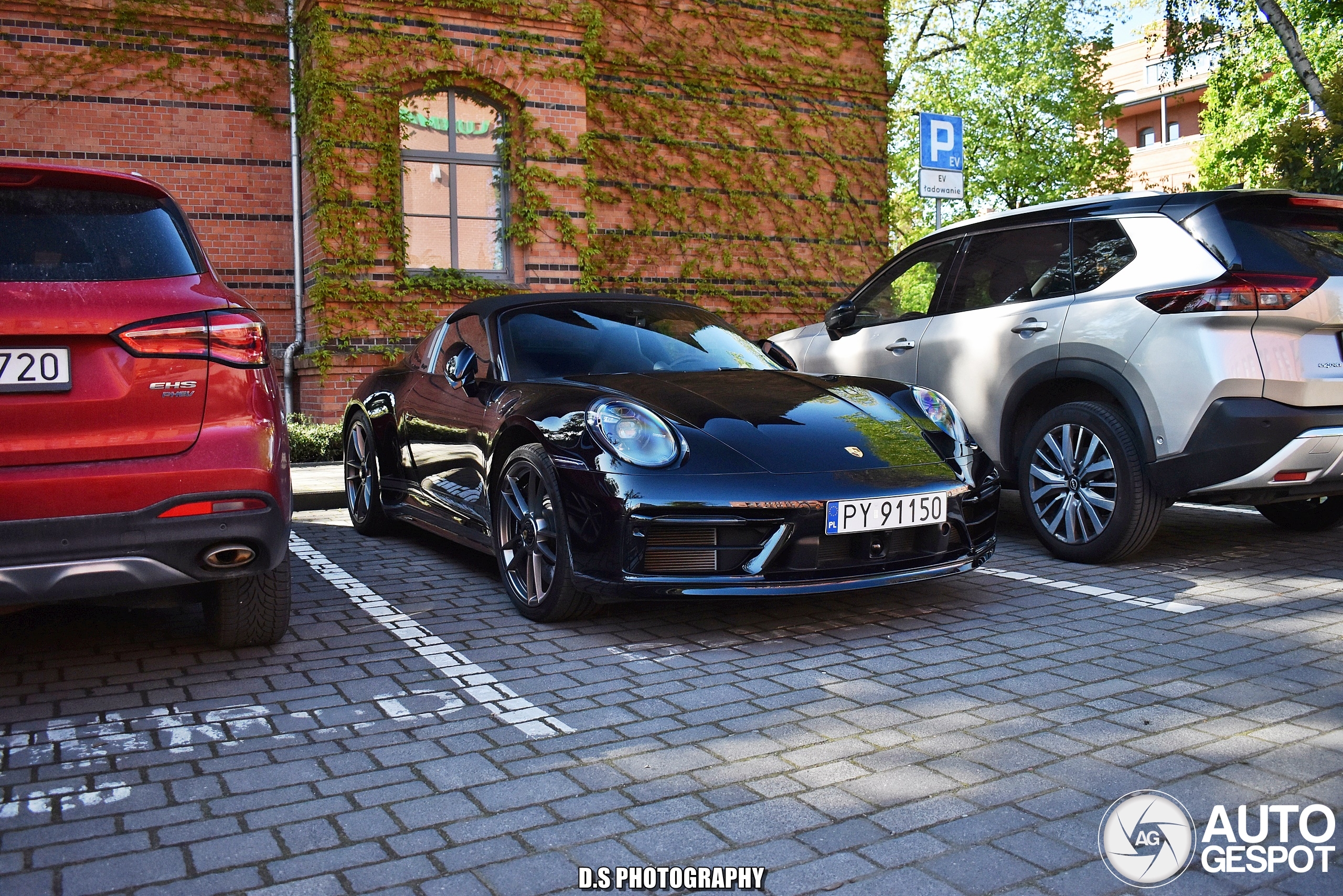 Porsche 992 Targa 4 GTS Edition 50 Years Porsche Design