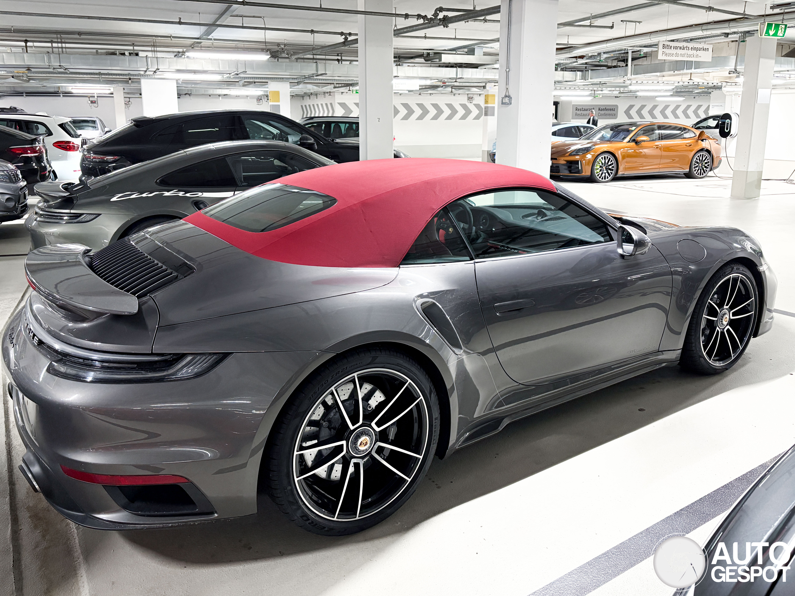 Porsche 992 Turbo S Cabriolet