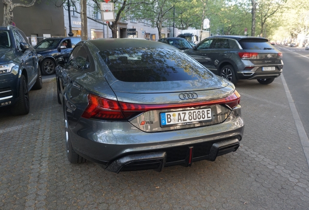 Audi RS E-Tron GT 2025