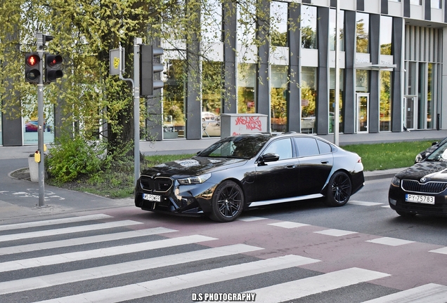 BMW M5 G90