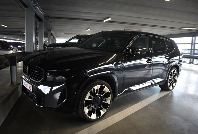 BMW XM G09