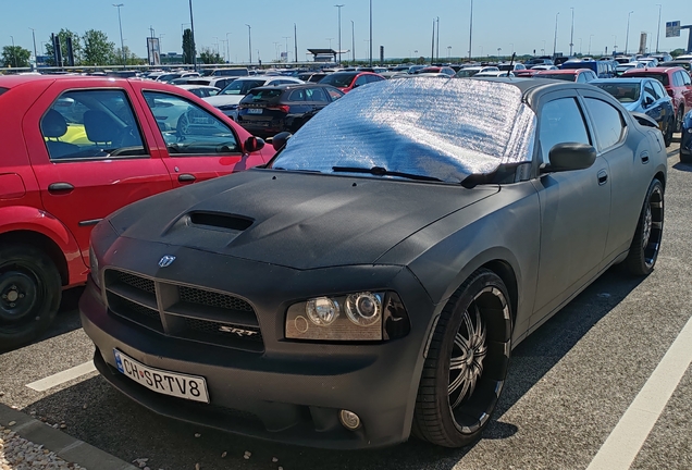 Dodge Charger SRT-8