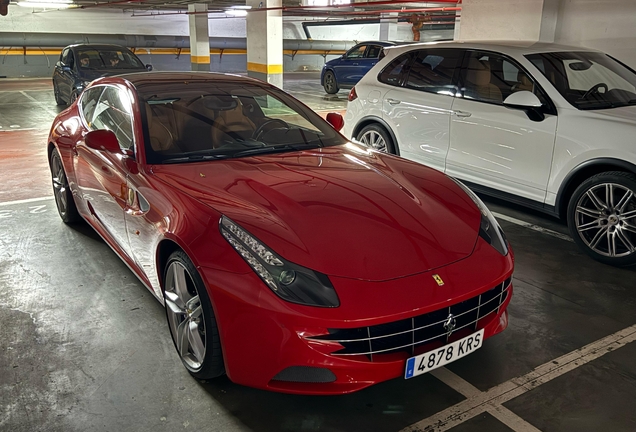 Ferrari FF