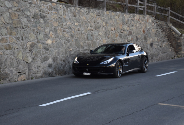 Ferrari GTC4Lusso