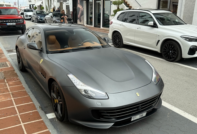 Ferrari GTC4Lusso