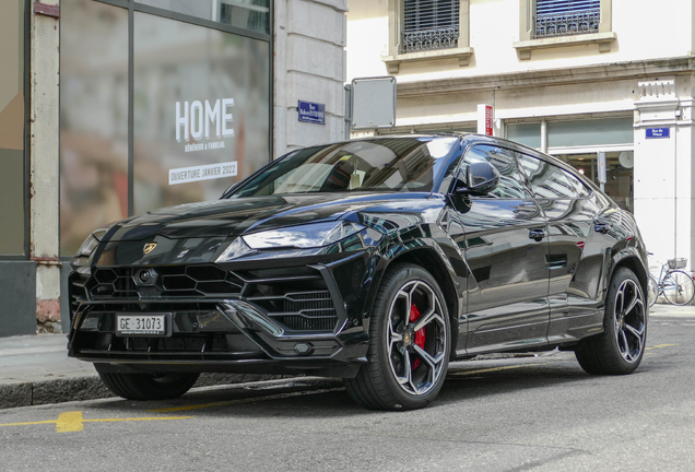 Lamborghini Urus
