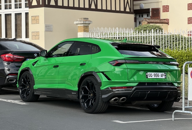 Lamborghini Urus Performante