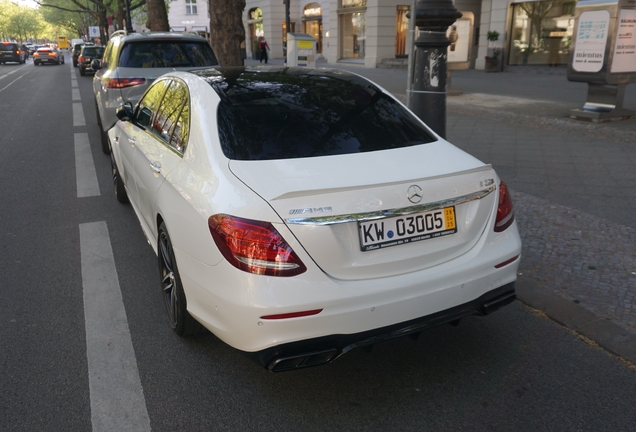 Mercedes-AMG E 63 S W213