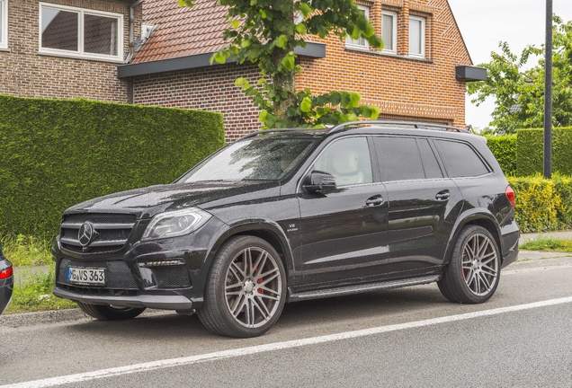 Mercedes-Benz GL 63 AMG X166