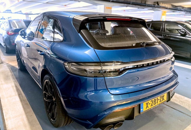 Porsche 95B Macan GTS MkIII