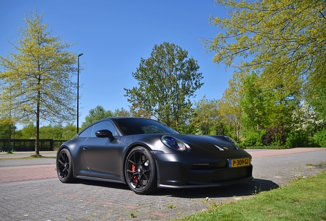 Porsche 992 GT3 Touring