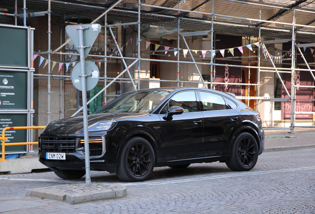 Porsche Cayenne Coupé Turbo E-Hybrid