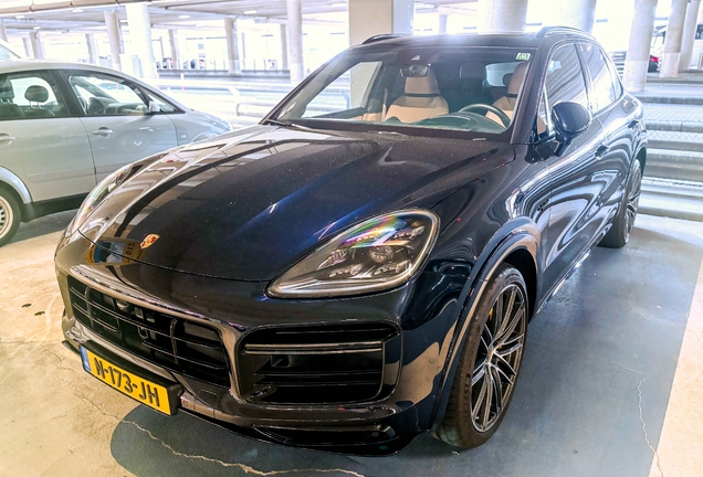 Porsche Cayenne Turbo S E-Hybrid