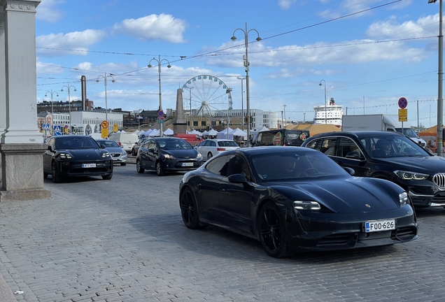 Porsche Macan EV Turbo
