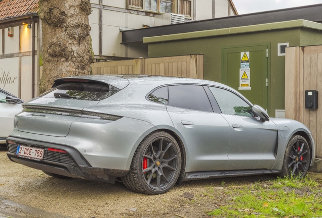 Porsche Taycan GTS Sport Turismo