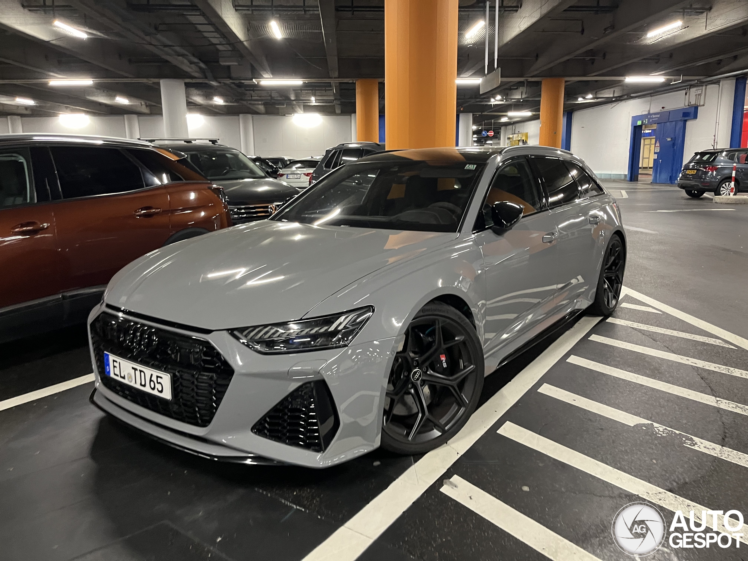 Audi RS6 Avant C8