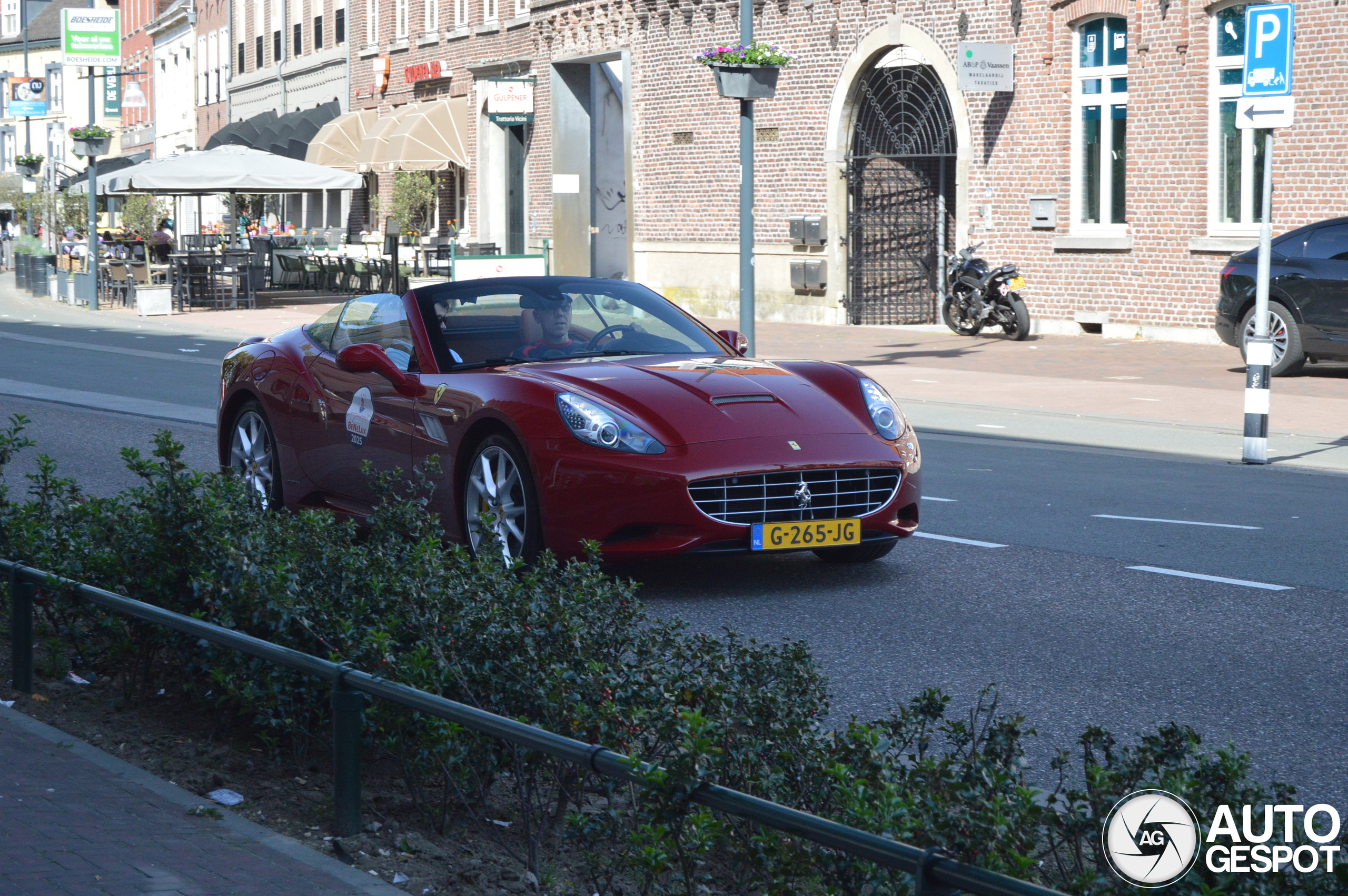 Ferrari California