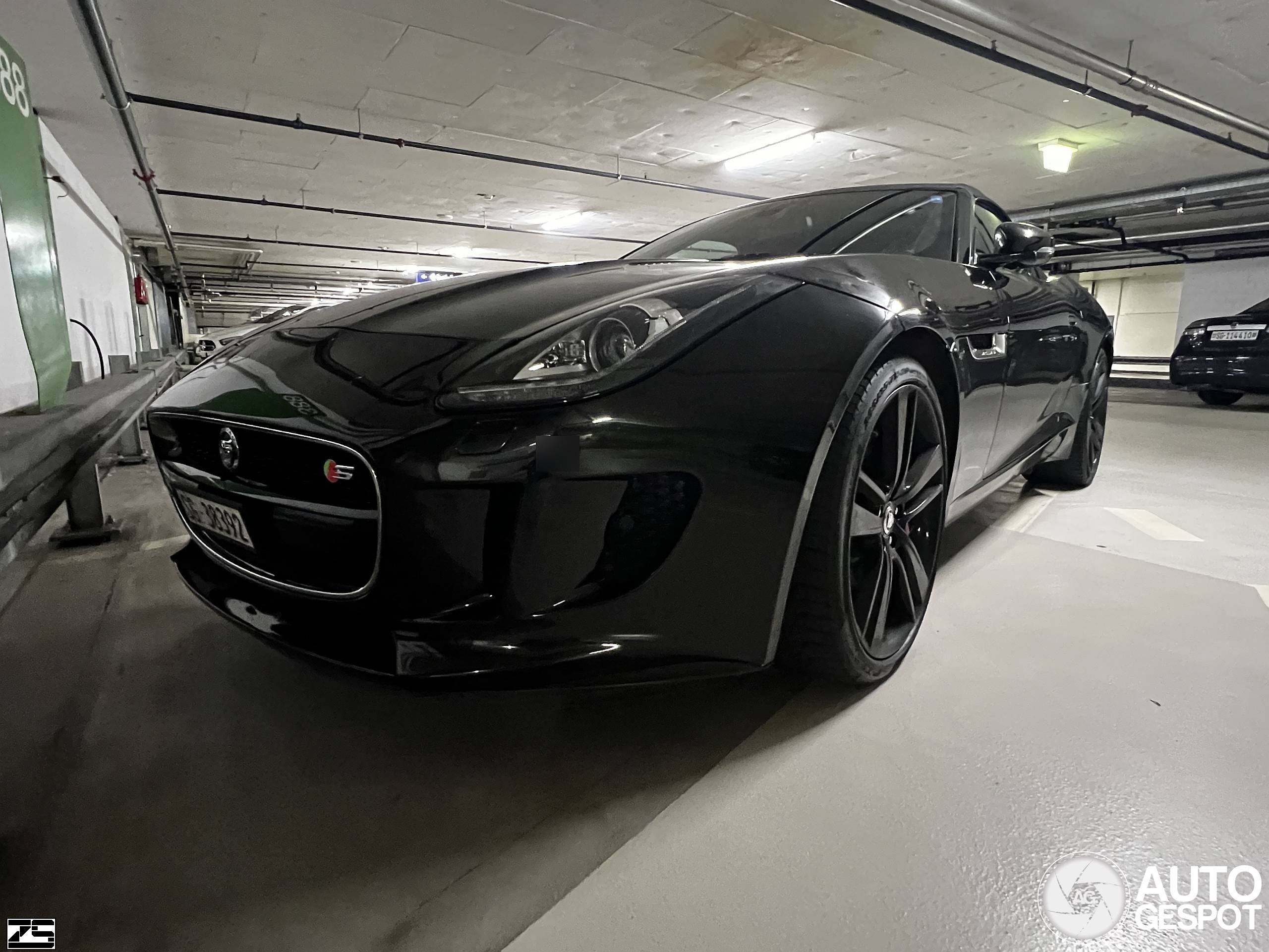 Jaguar F-TYPE S Convertible