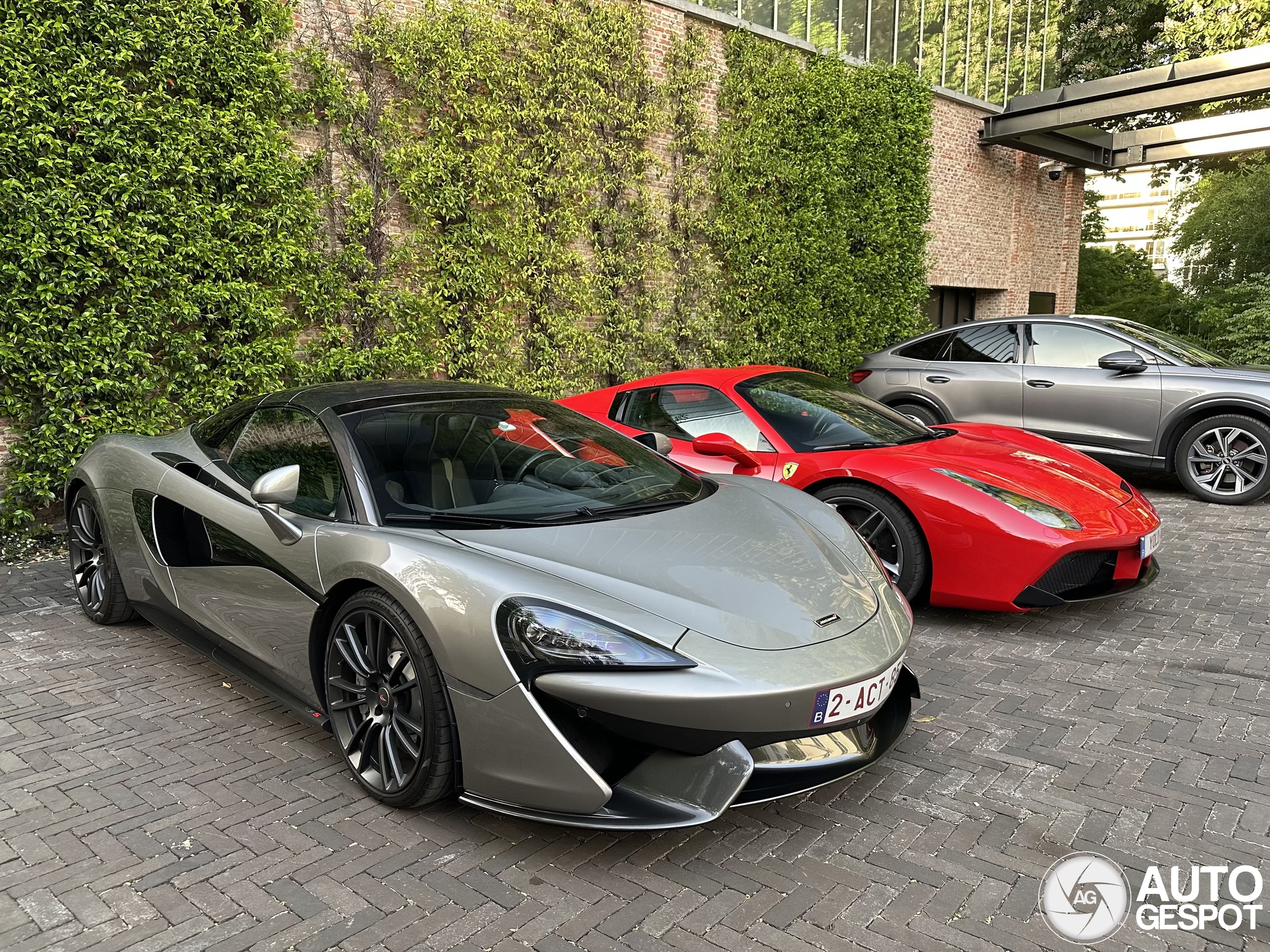 McLaren 570S Spider