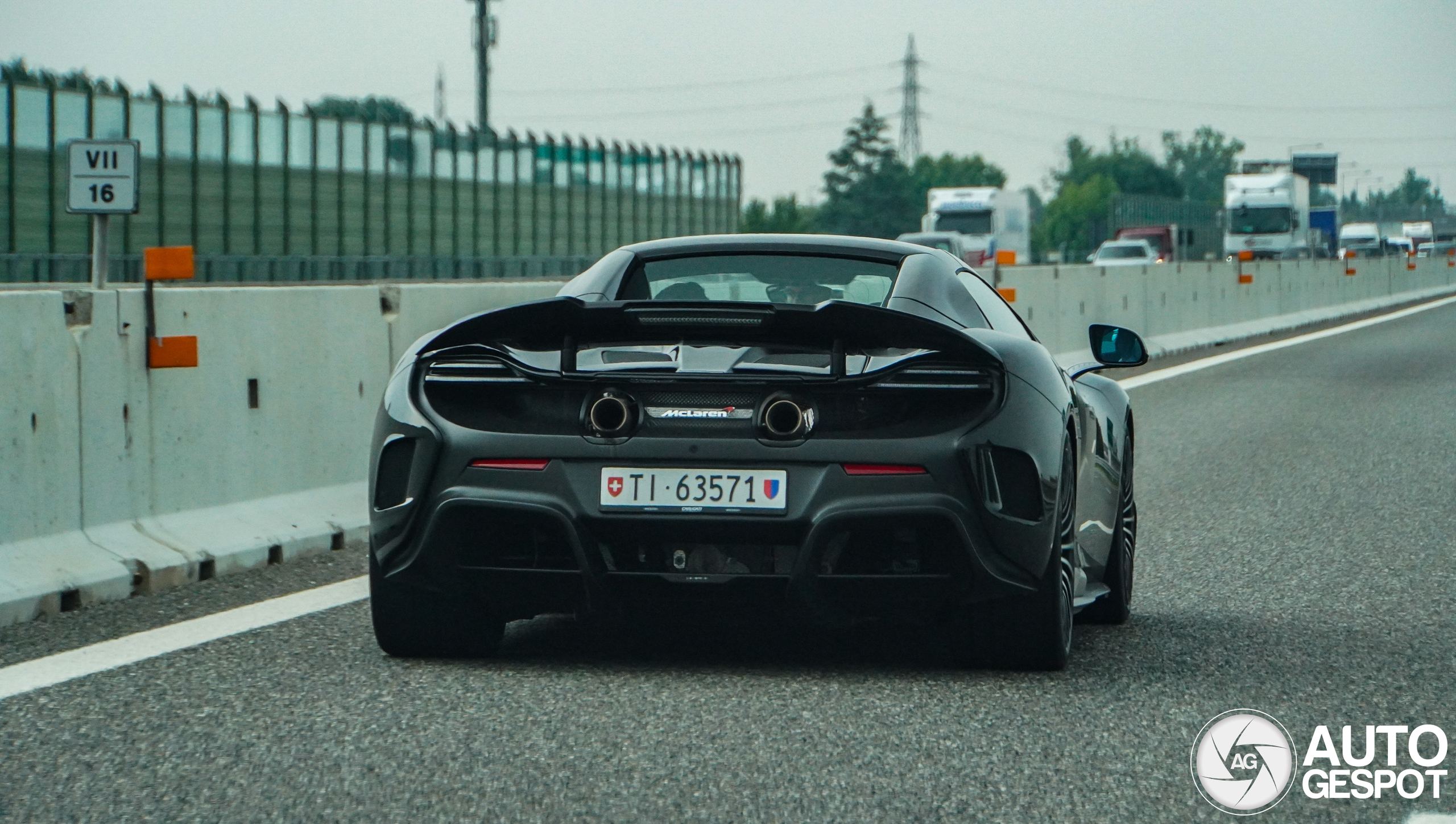 McLaren 675LT Spider