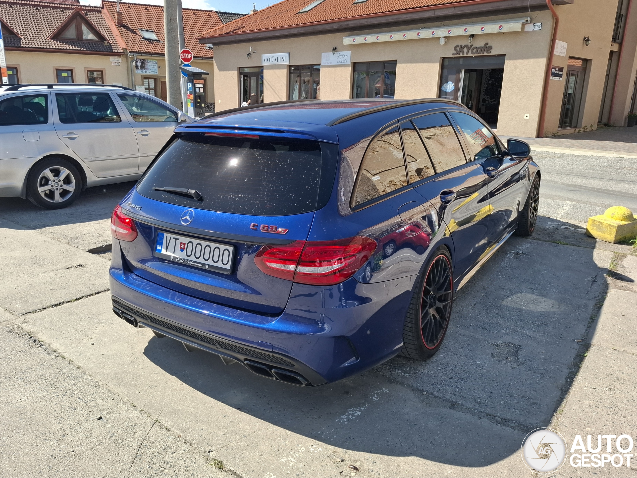 Mercedes-AMG C 63 S Estate S205