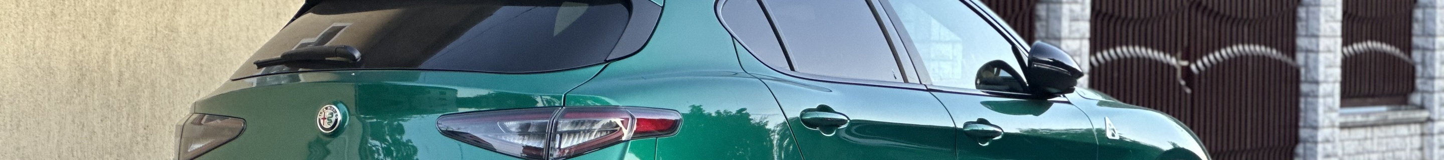 Alfa Romeo Stelvio Quadrifoglio 2023
