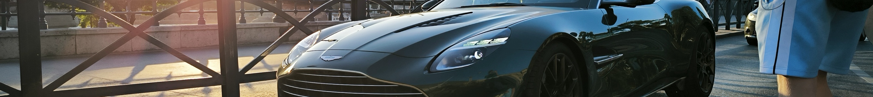 Aston Martin Vanquish 2025