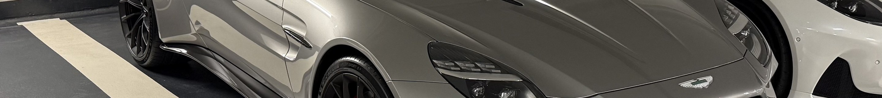 Aston Martin Vantage 2024