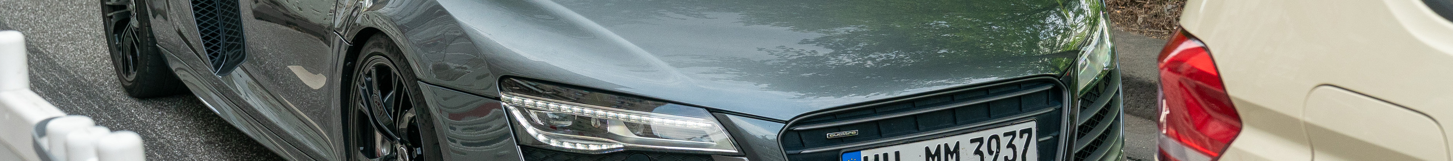 Audi R8 V10 Plus 2013