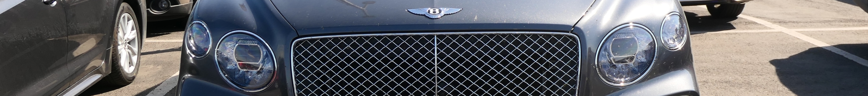 Bentley Bentayga V8 2021