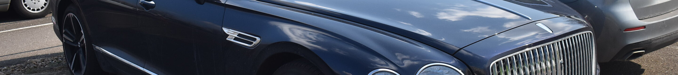 Bentley Flying Spur V8 2021