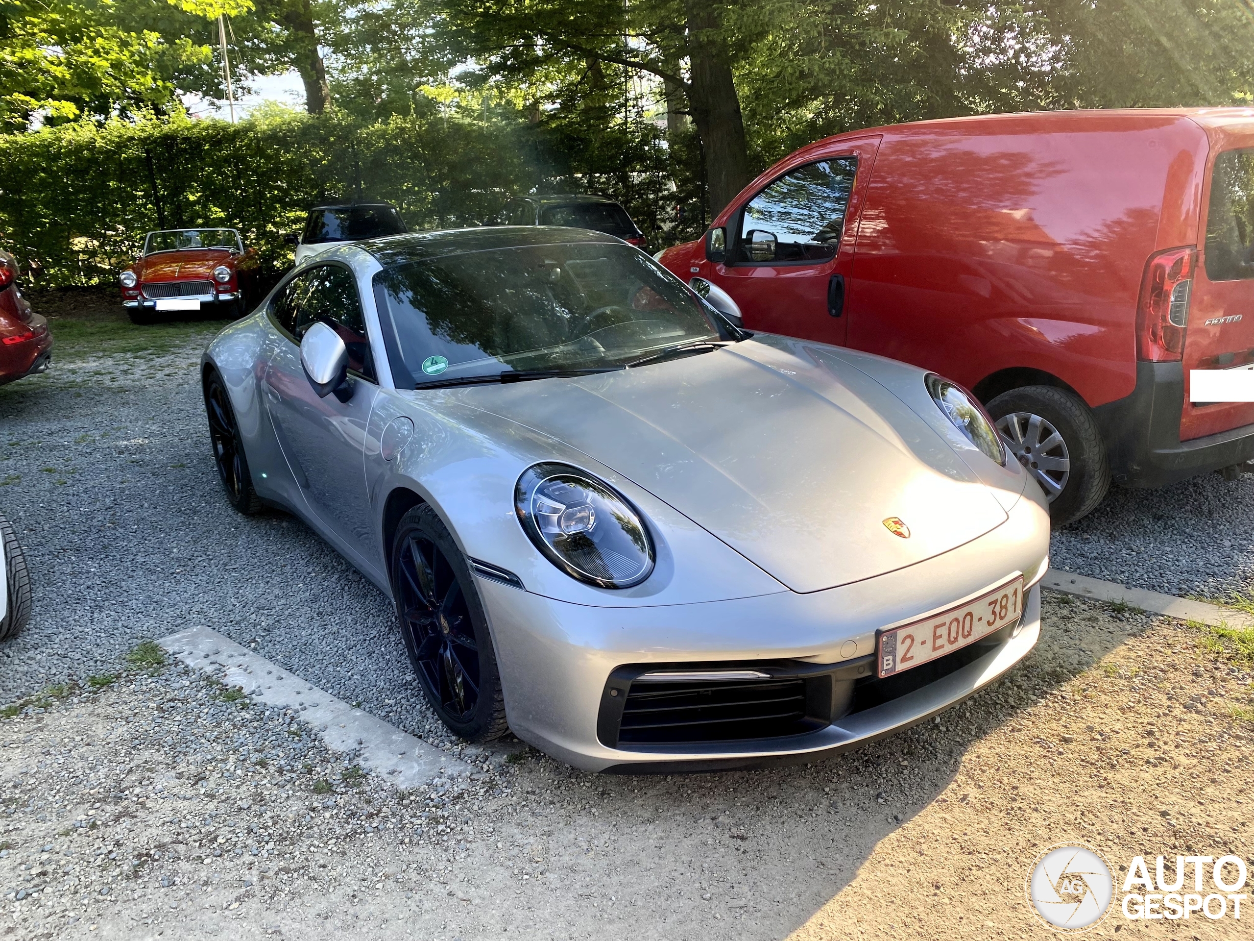 Porsche 992 Carrera 4S