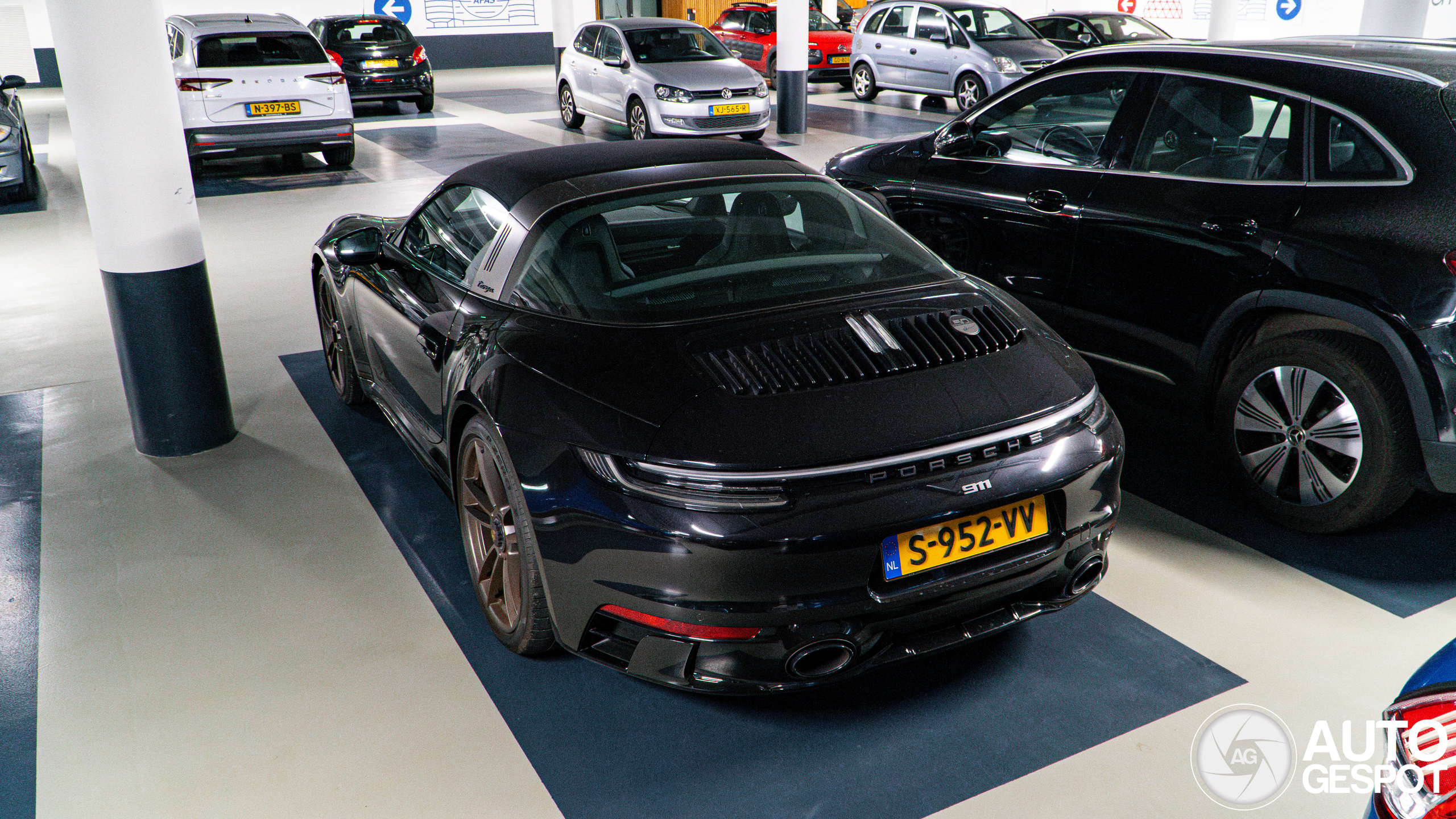 Porsche 992 Targa 4 GTS Edition 50 Years Porsche Design