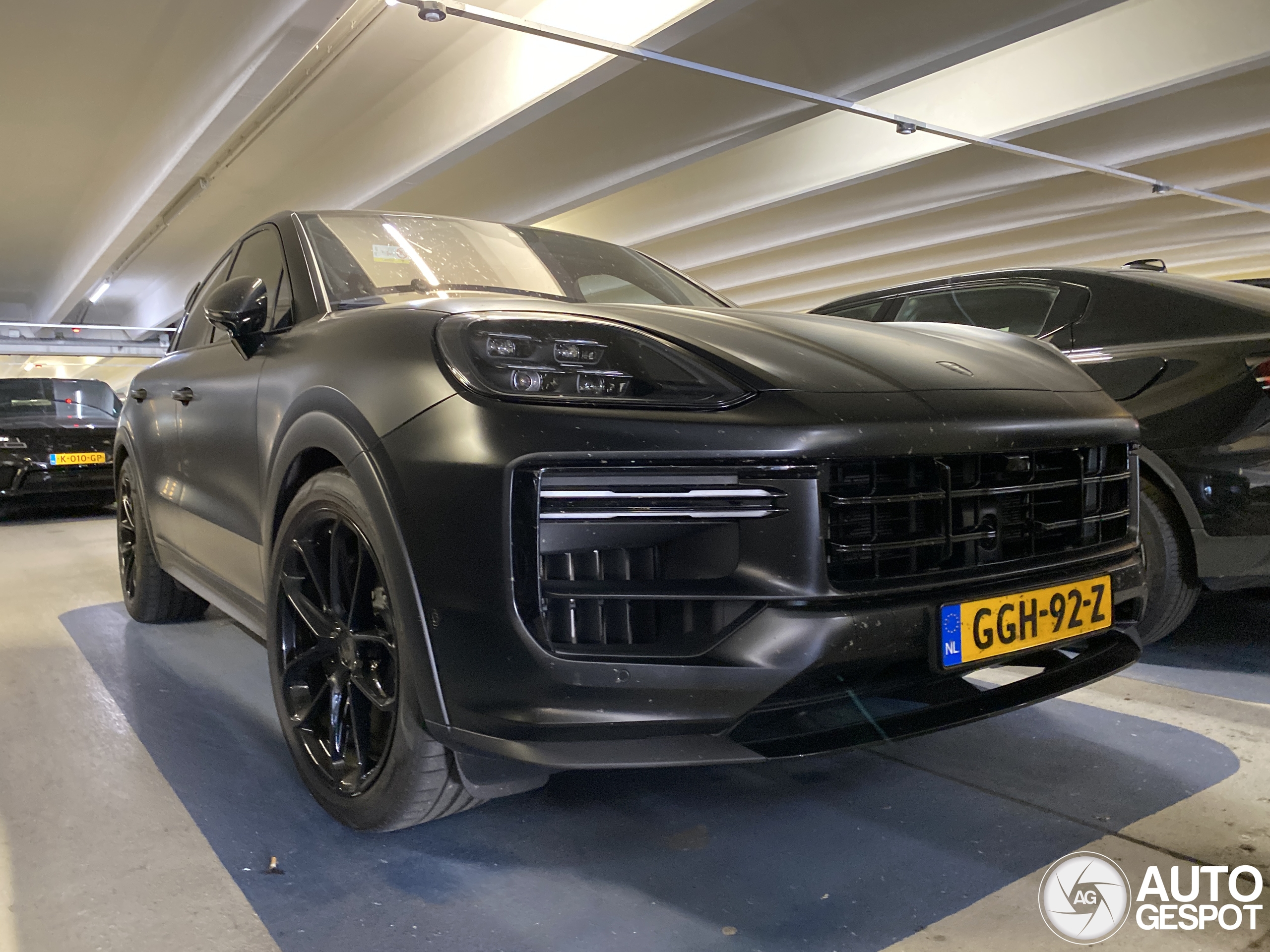 Porsche Cayenne Coupé Turbo E-Hybrid