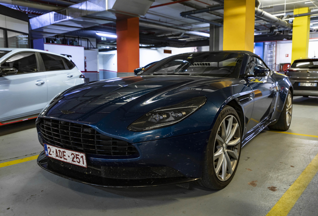 Aston Martin DB11 V8 Volante