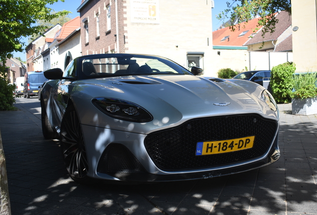Aston Martin DBS Superleggera Volante