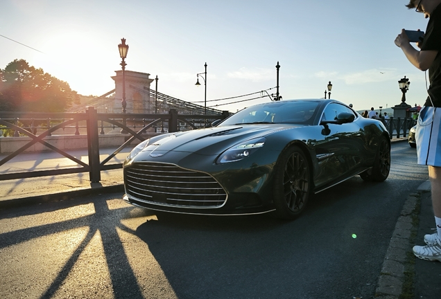 Aston Martin Vanquish 2025
