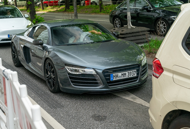 Audi R8 V10 Plus 2013