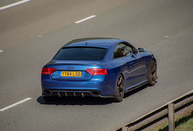 Audi RS5 B8 2012