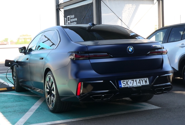 BMW M760e xDrive