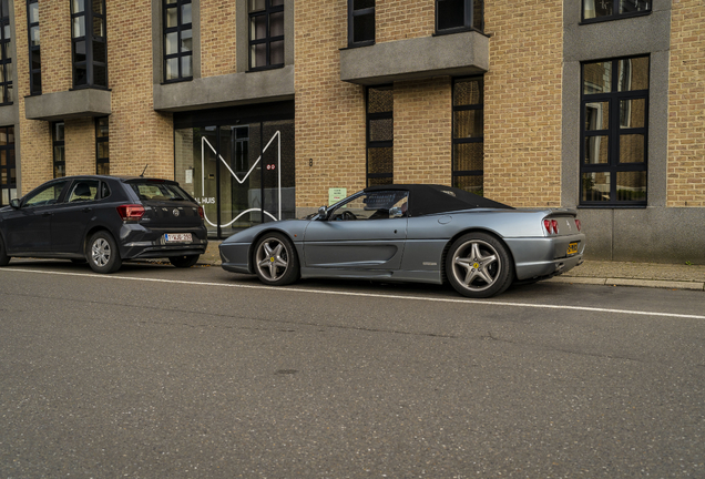 Ferrari F355 Spider
