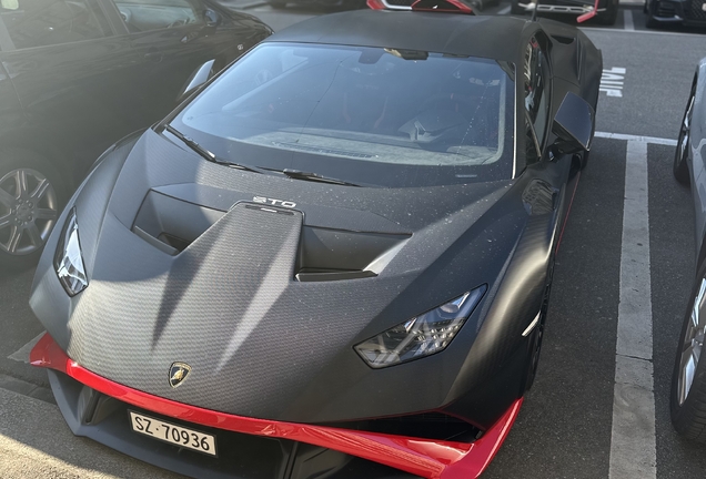 Lamborghini Huracán LP640-2 STO