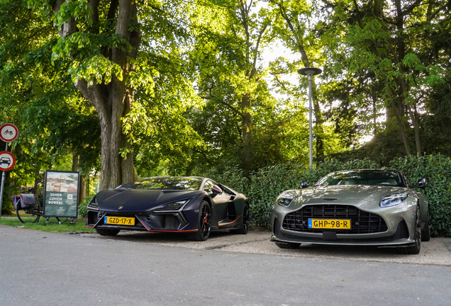 Lamborghini Revuelto