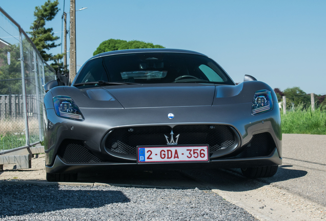 Maserati MC20