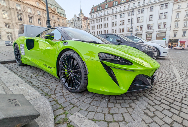 McLaren Artura Spider